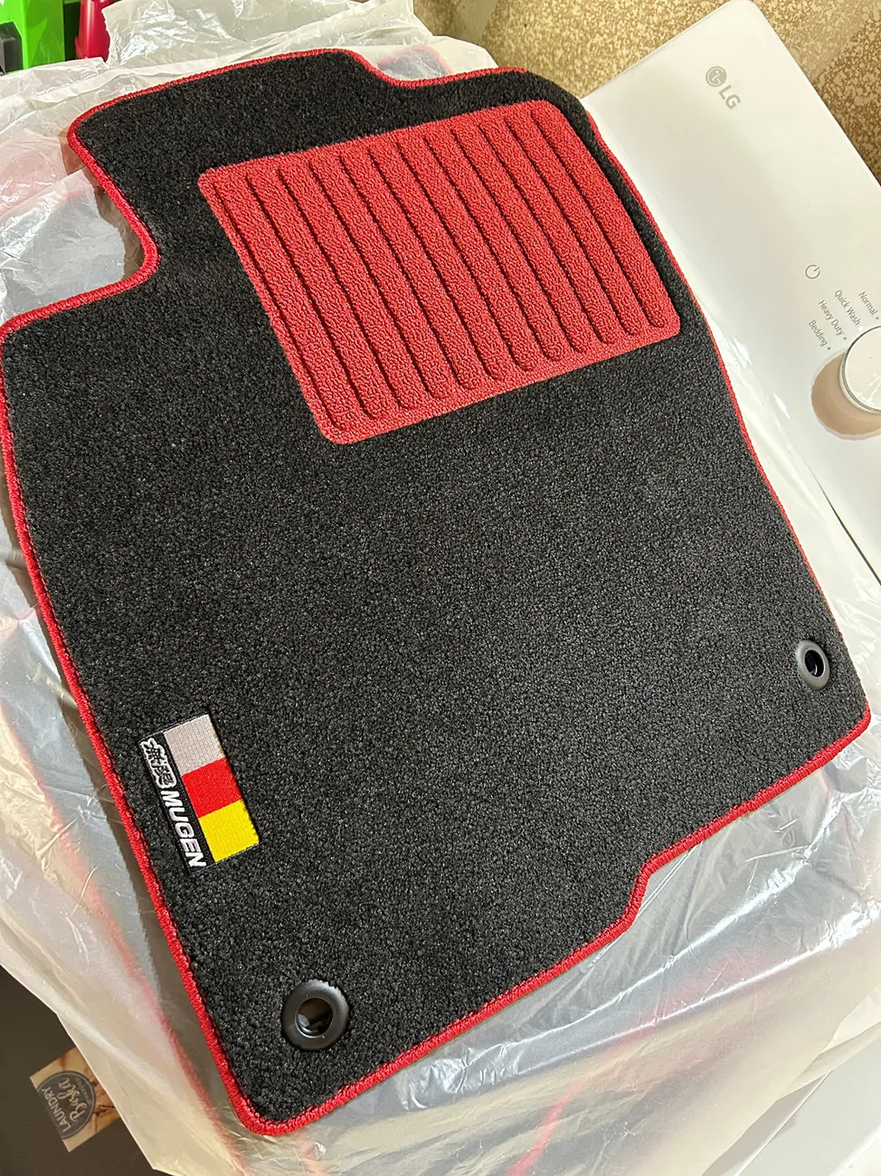 11th Gen Honda Civic BNIB: Cusco wing risers & Mugen Floor mats IMG_8151