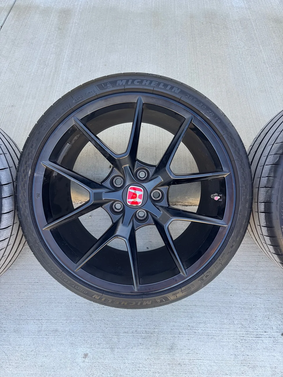 11th Gen Honda Civic So Cal - FL5 OEM Wheels Set - Less than 3000 miles Used - $1400 IMG_9381