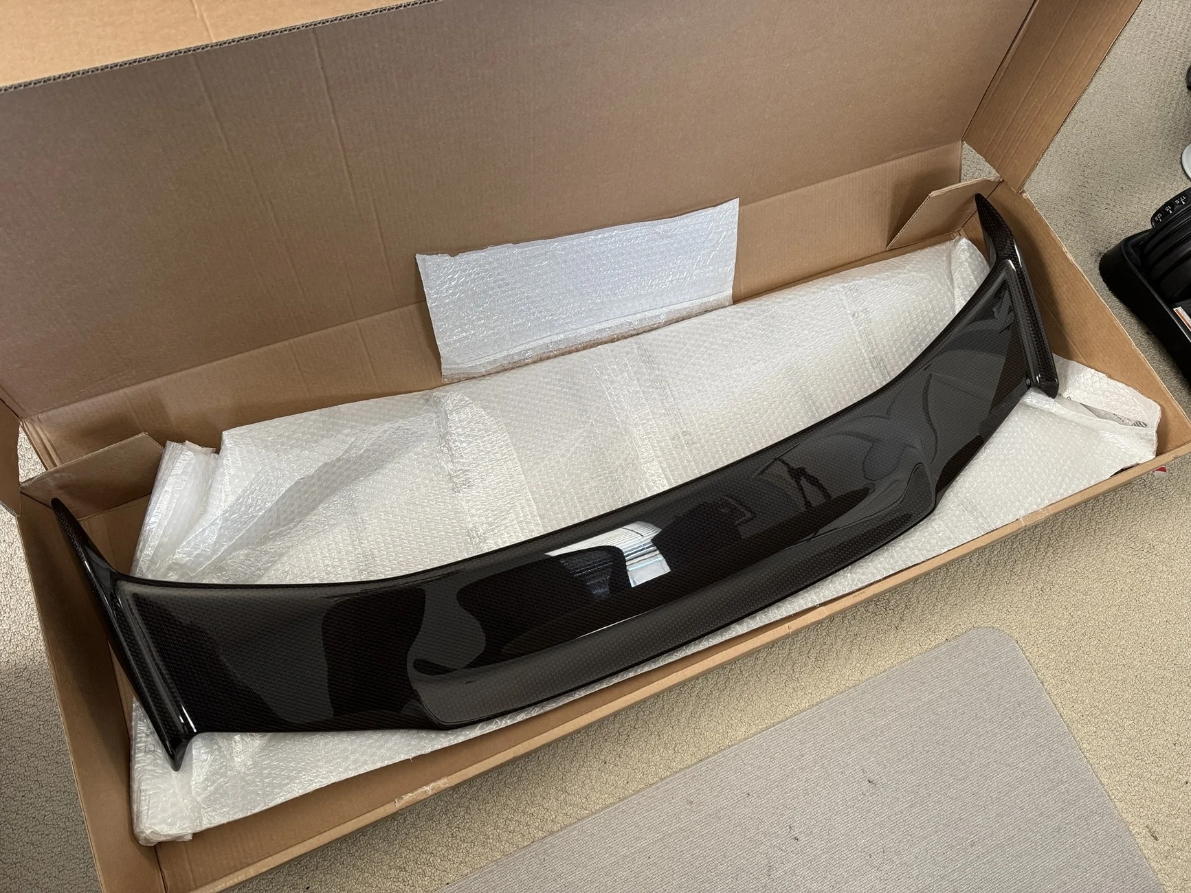 11th Gen Honda Civic NorCal - OEM CF Modulo Spoiler (Italy) - SOLD CkPV00P - Imgur