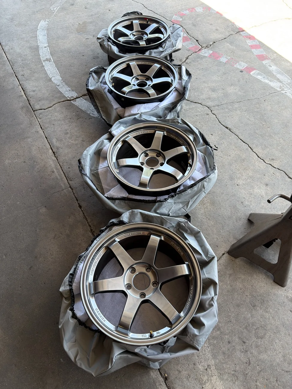 11th Gen Honda Civic (SOLD) TE37SL 18x9.5 +45 Formula Silver IMG_2459