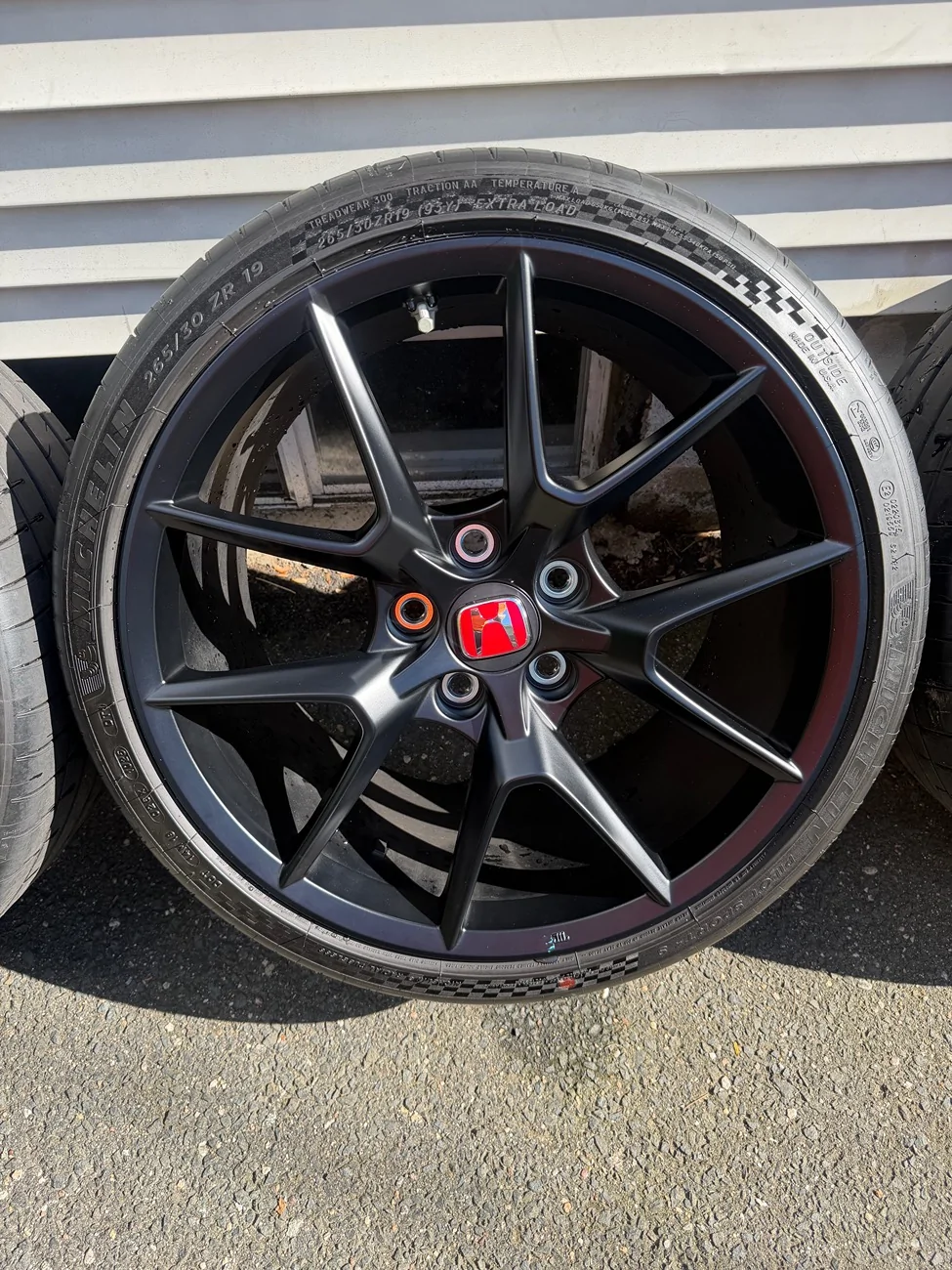 11th Gen Honda Civic 25 fl5 type r oem wheels IMG_7570