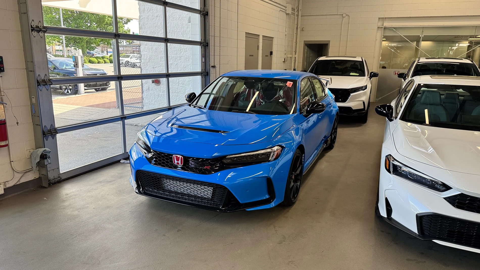 11th Gen Honda Civic Canadian dealer asked what colour Type R I want IMG_7783