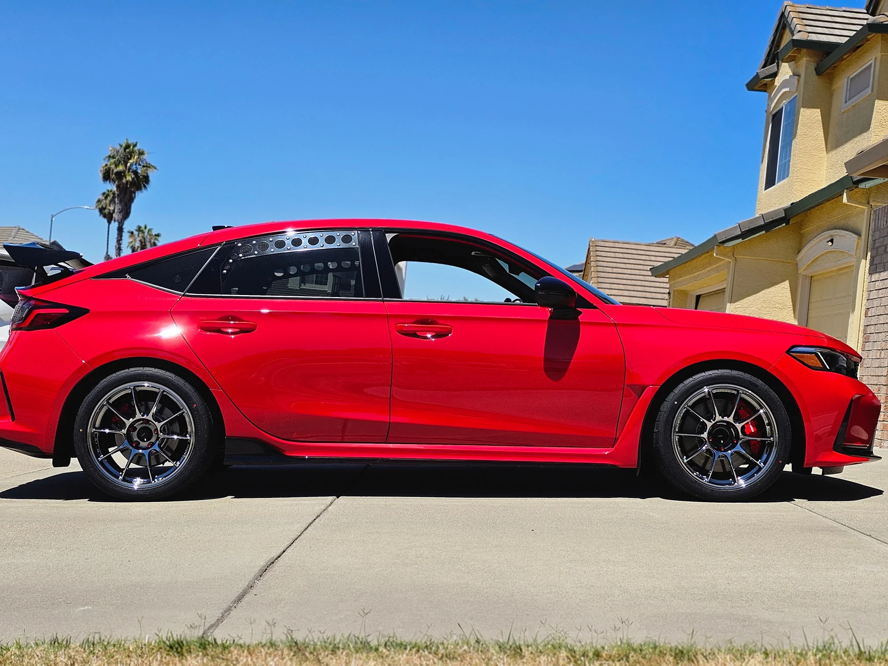 11th Gen Honda Civic Official RALLYE RED FL5 Type R Photos Thread 20260623_114727