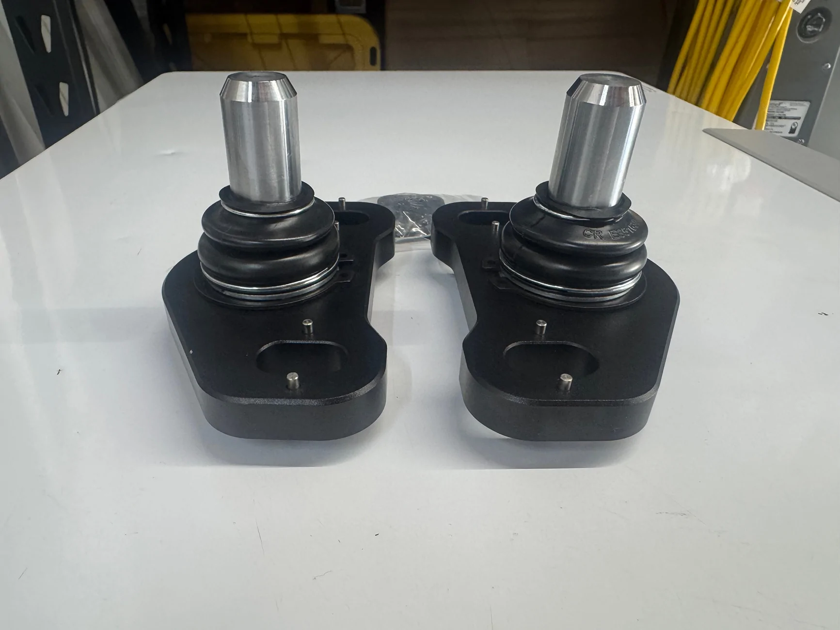 11th Gen Honda Civic FK8/FL5/DE5 Front Lower Strut Camber Adjusters IMG_7773