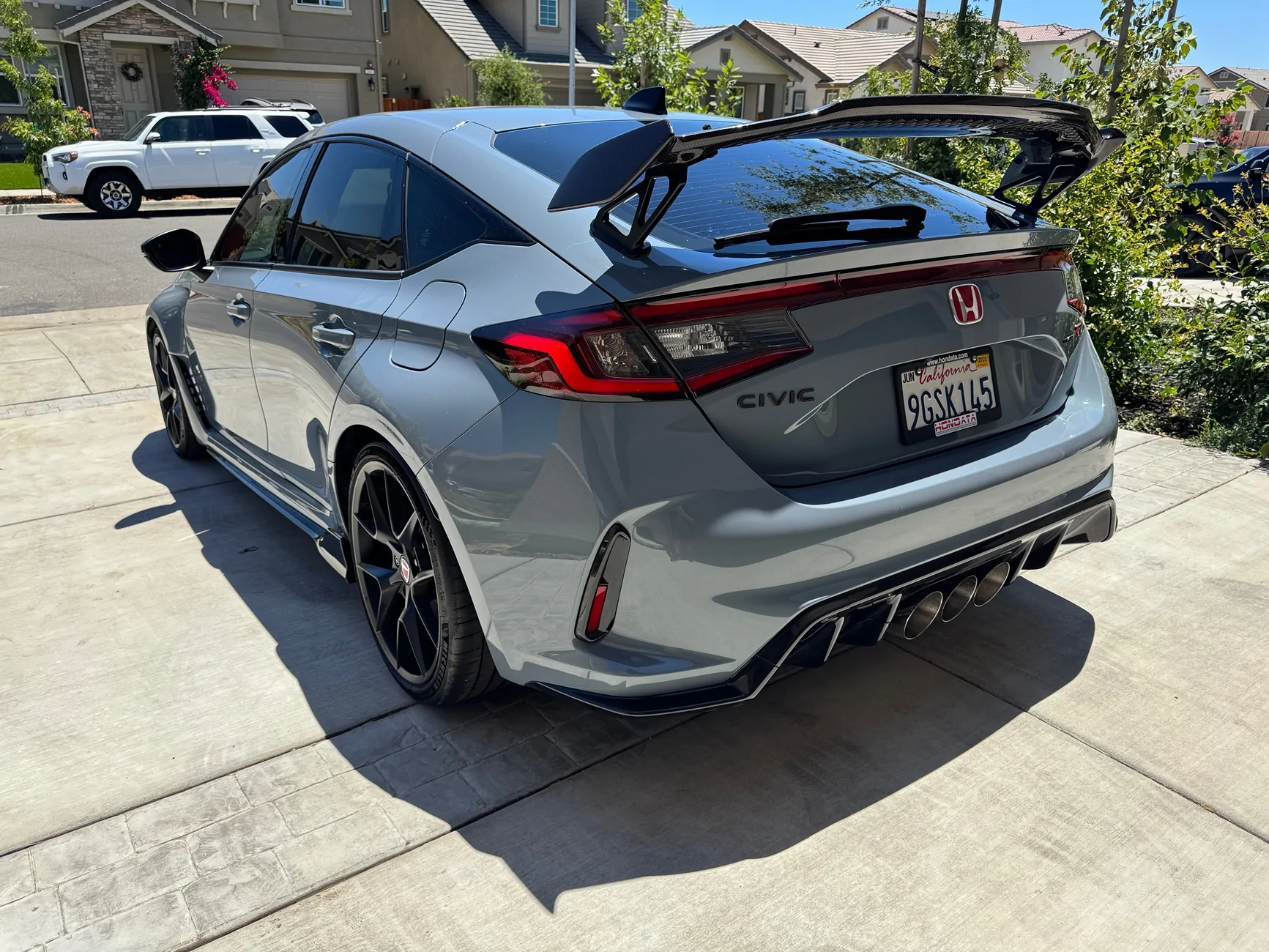 11th Gen Honda Civic 2023 Honda Civic Type R FL5 for Sale Asking $44,995 OBO | 19,897 Miles | 1 Owner | RV6 Turbo | OEM Carbon Wing IMG_5740