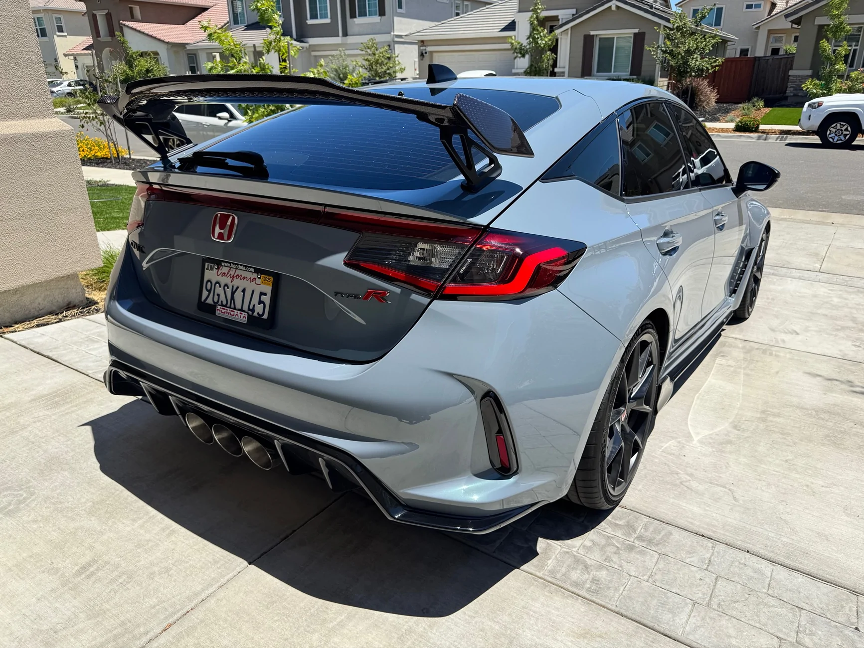 11th Gen Honda Civic 2023 Honda Civic Type R FL5 for Sale Asking $44,995 OBO | 19,897 Miles | 1 Owner | RV6 Turbo | OEM Carbon Wing IMG_5741