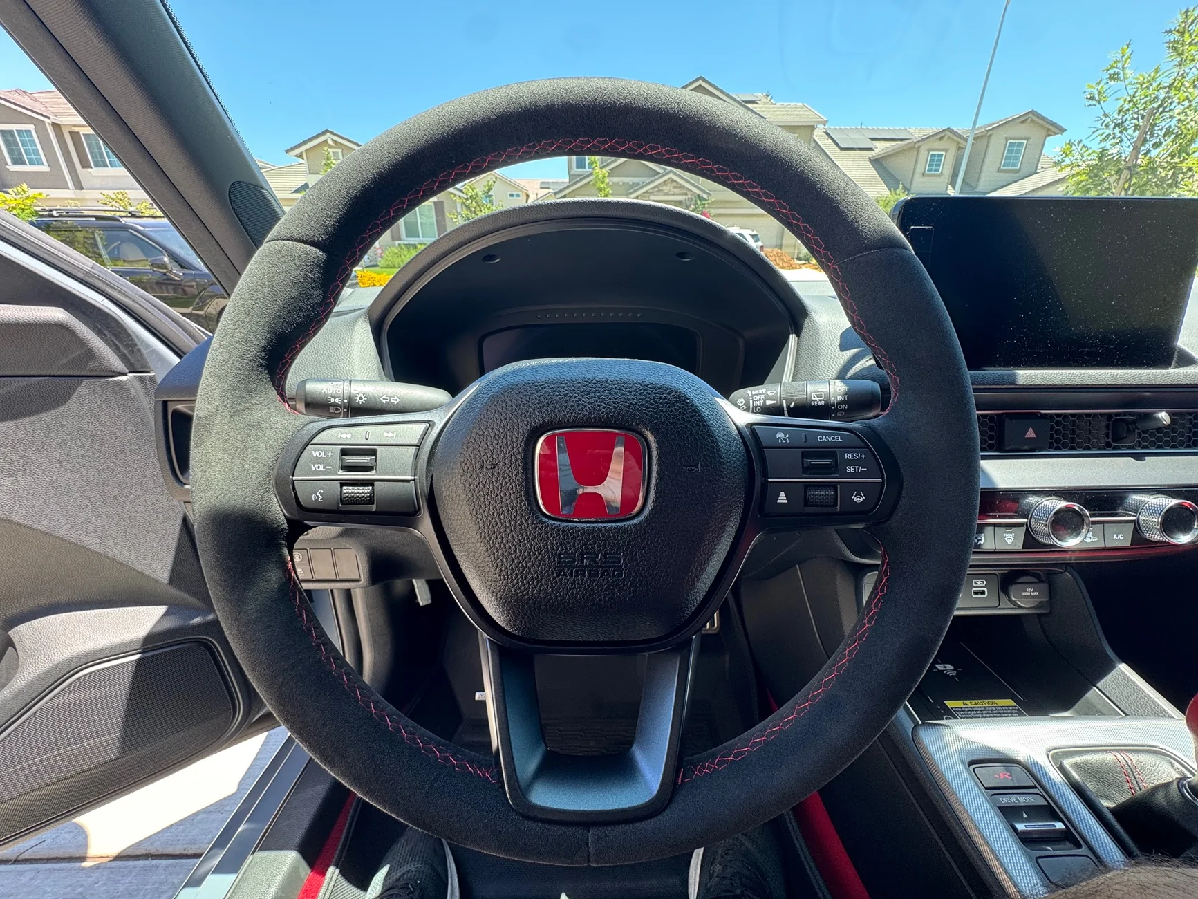 11th Gen Honda Civic 2023 Honda Civic Type R FL5 for Sale Asking $44,995 OBO | 19,897 Miles | 1 Owner | RV6 Turbo | OEM Carbon Wing IMG_5758