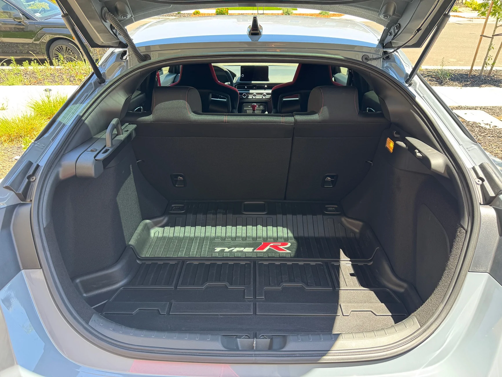 11th Gen Honda Civic 2023 Honda Civic Type R FL5 for Sale Asking $44,995 OBO | 19,897 Miles | 1 Owner | RV6 Turbo | OEM Carbon Wing IMG_5762