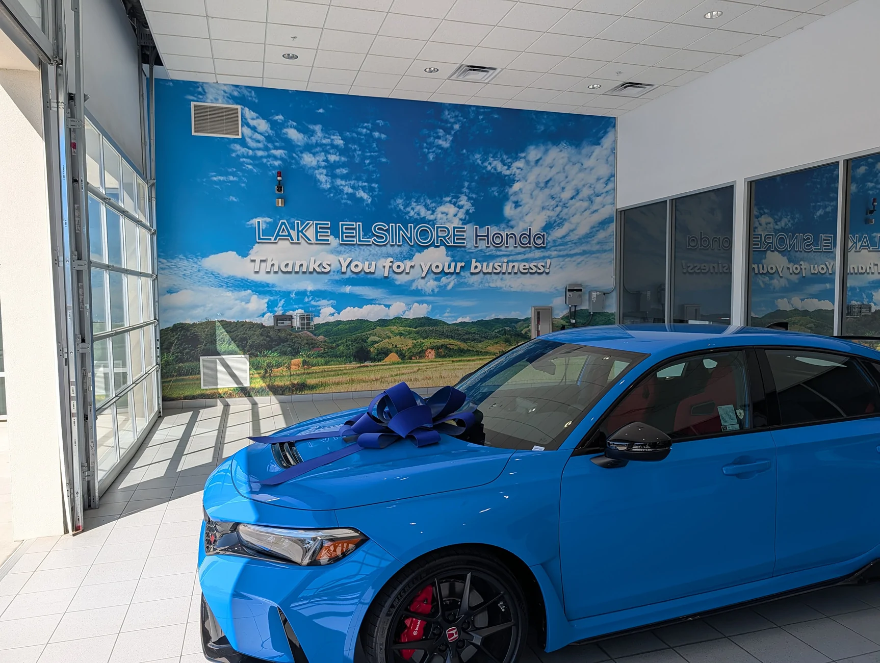 11th Gen Honda Civic Post your FL5 Civic Type R delivery pics! 🙌 📸 PXL_20260624_230246845.MP