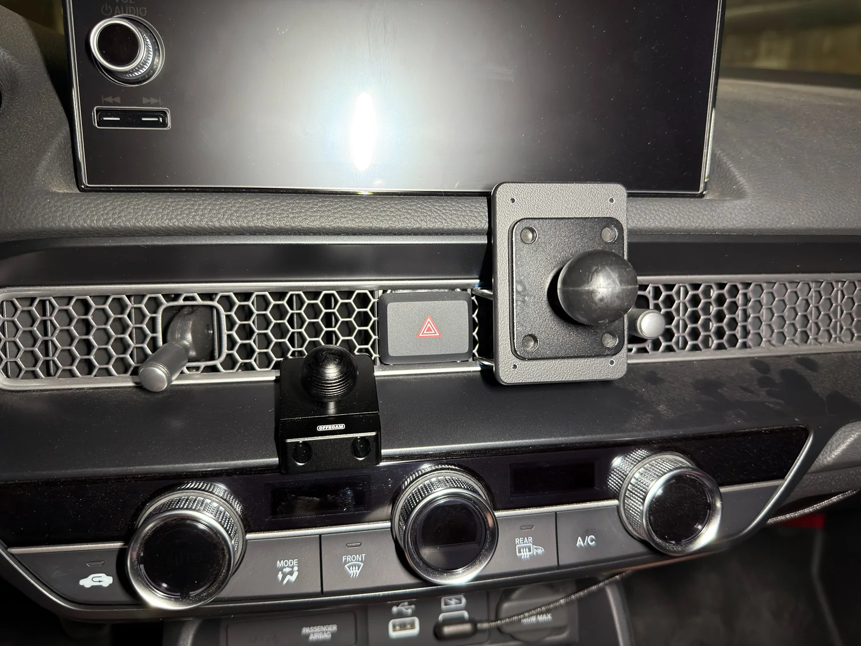 11th Gen Honda Civic Car Phone Mount That Works. IMG_2786