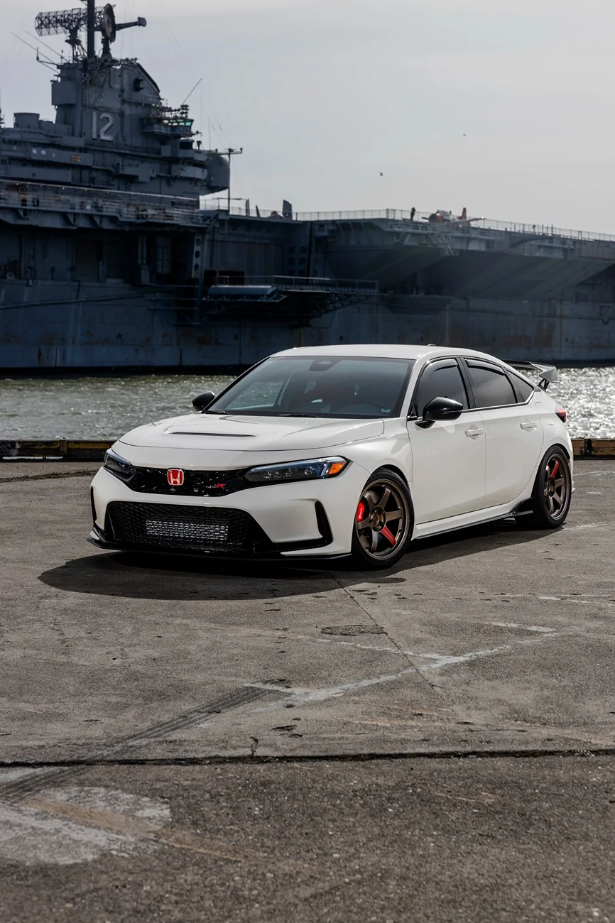 11th Gen Honda Civic Official CHAMPIONSHIP WHITE FL5 Type R Photos Thread 5W3A1605a