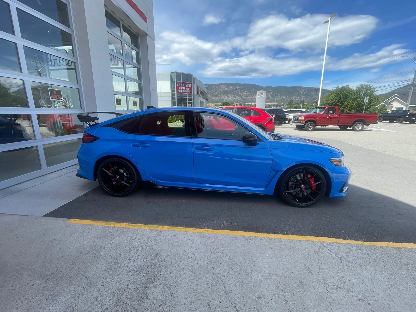 11th Gen Honda Civic Canadian dealer asked what colour Type R I want IMG_3191