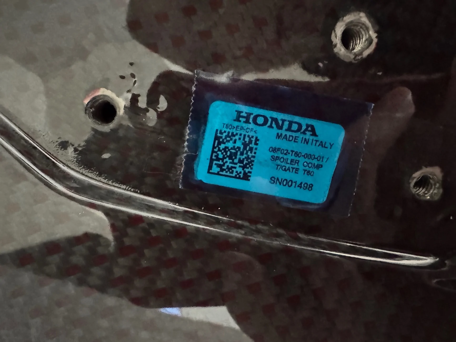 11th Gen Honda Civic Build quality issues with OEM carbon fiber spoiler IMG_4017