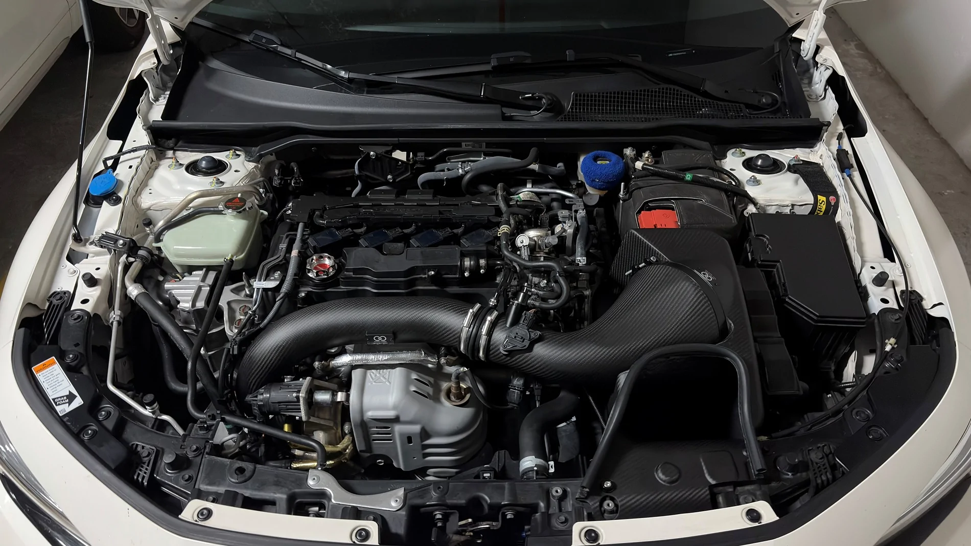11th Gen Honda Civic Club-Version FL5 Civic Type R Build Thread engine bay