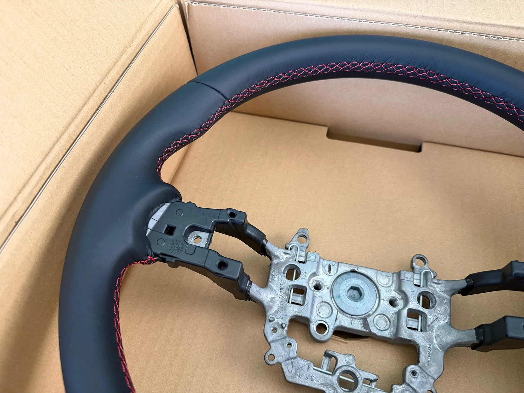 11th Gen Honda Civic OEM FL5 Steering Wheel Leather ***delivery miles*** IMG_0723
