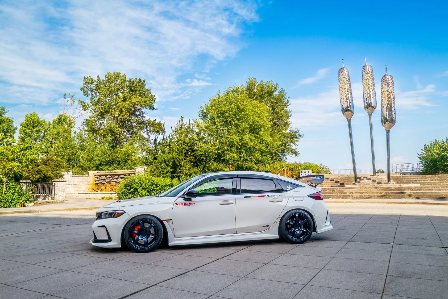 11th Gen Honda Civic Official CHAMPIONSHIP WHITE FL5 Type R Photos Thread L1000940-Edit