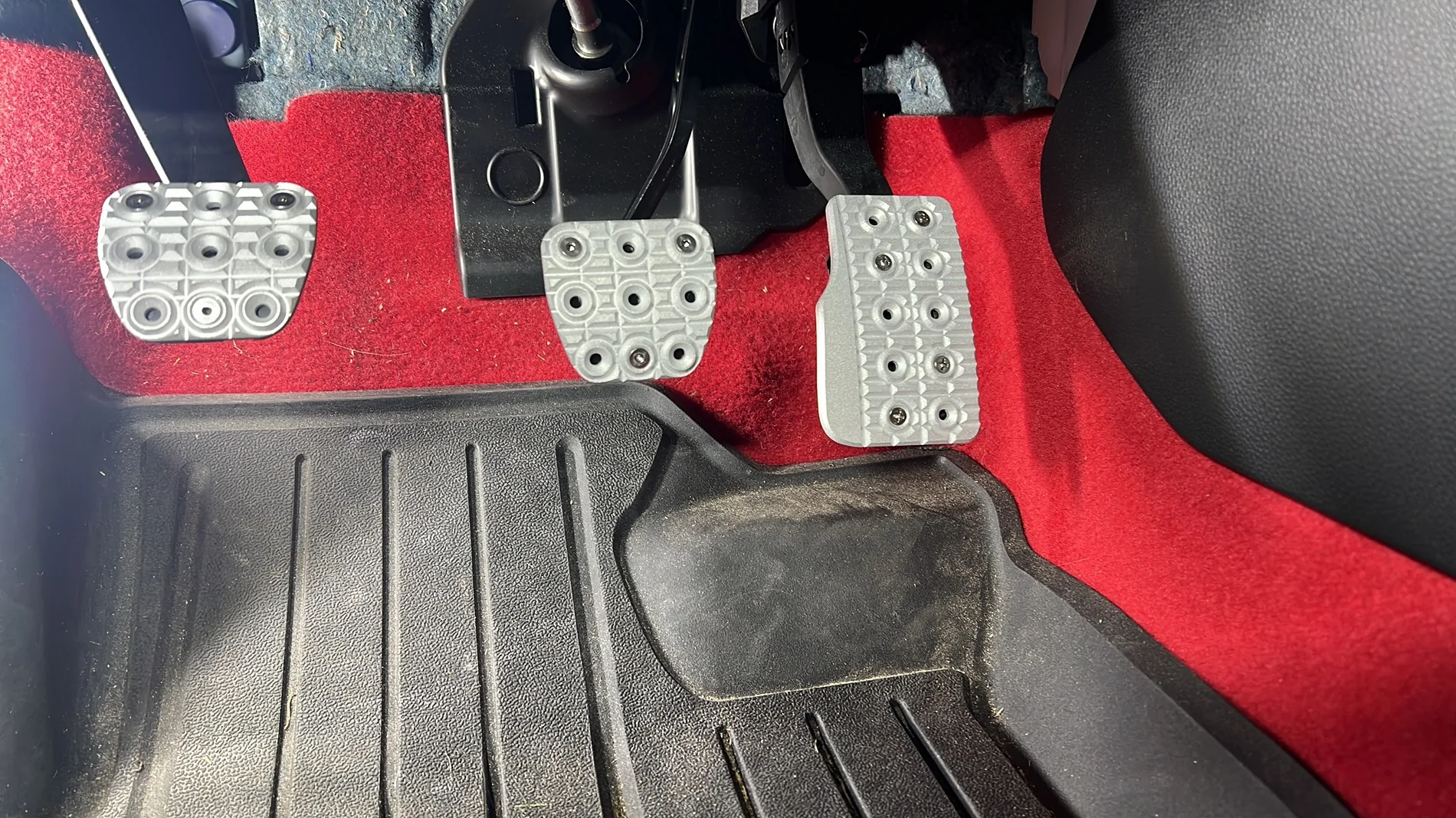 11th Gen Honda Civic Post your customized interior IMG_2106