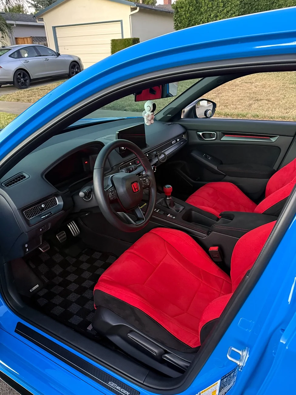 11th Gen Honda Civic Post your customized interior IMG_0176