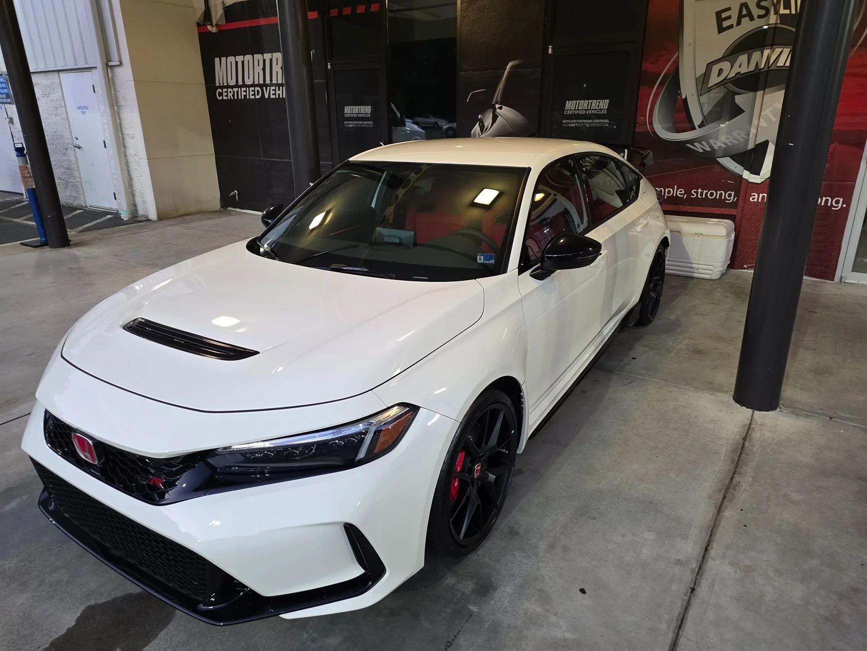 11th Gen Honda Civic Post your FL5 Civic Type R delivery pics! 🙌 📸 4162