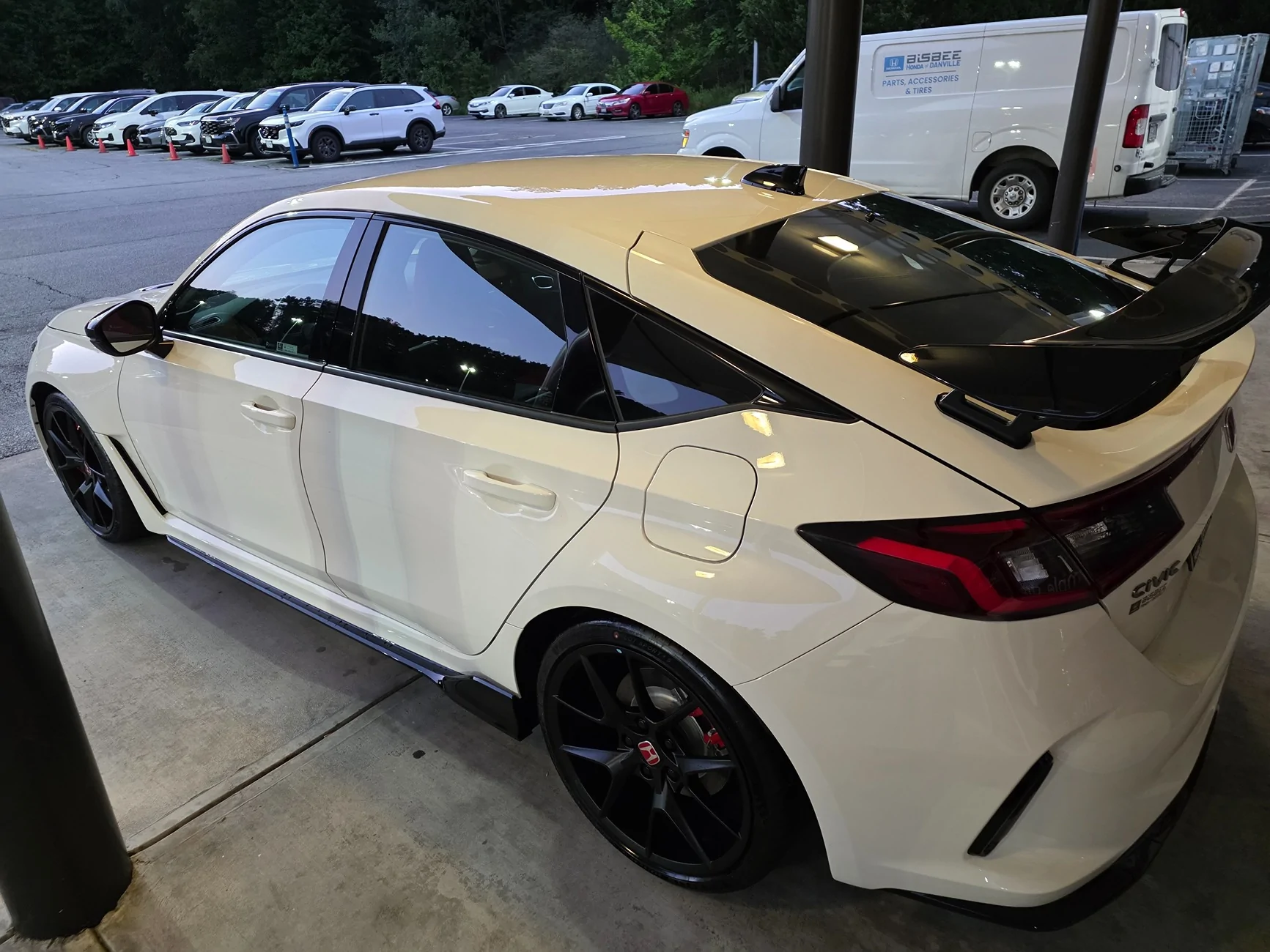 11th Gen Honda Civic Post your FL5 Civic Type R delivery pics! 🙌 📸 4161