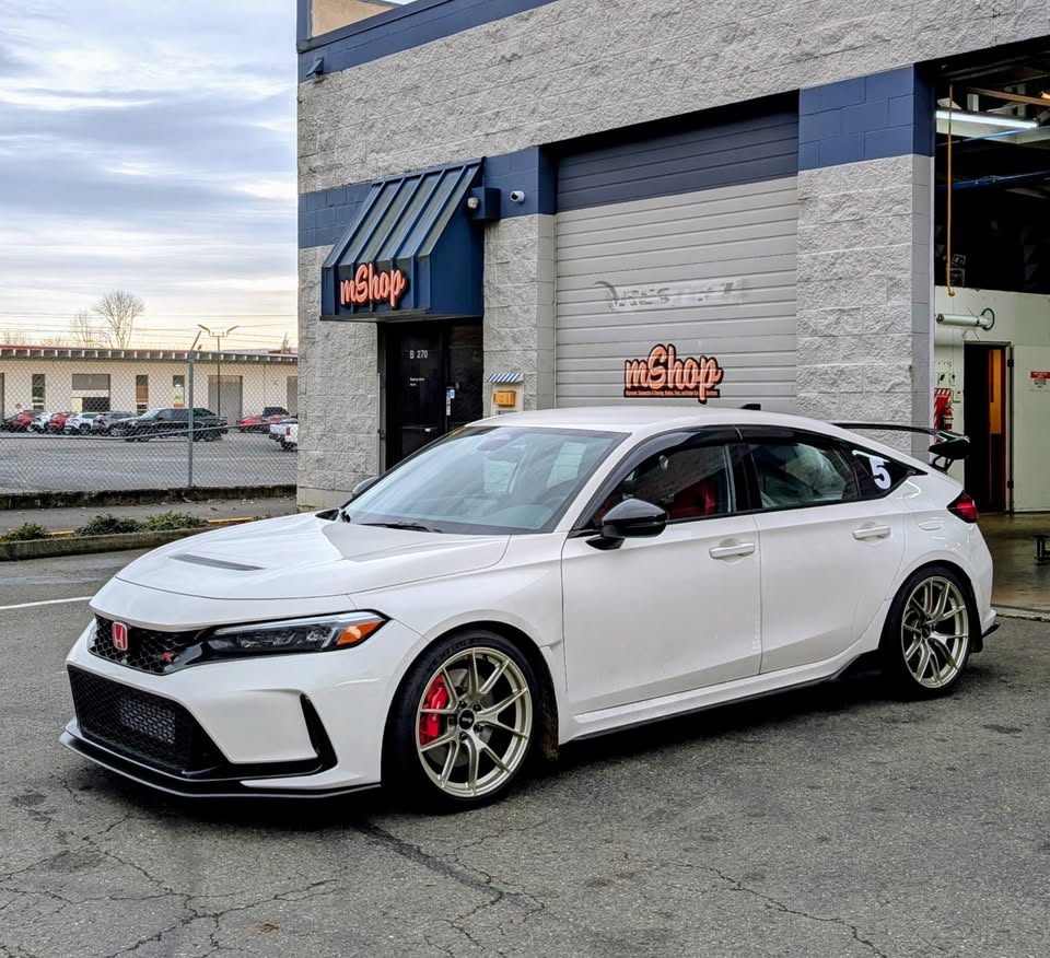 11th Gen Honda Civic Sold FS: Apex VS-5RS 19x9.5" wheels 5x120 Motorsport Gold on Michelin PS4S 265/30/19 749432604_1010896418500754_6781631744829230797_n
