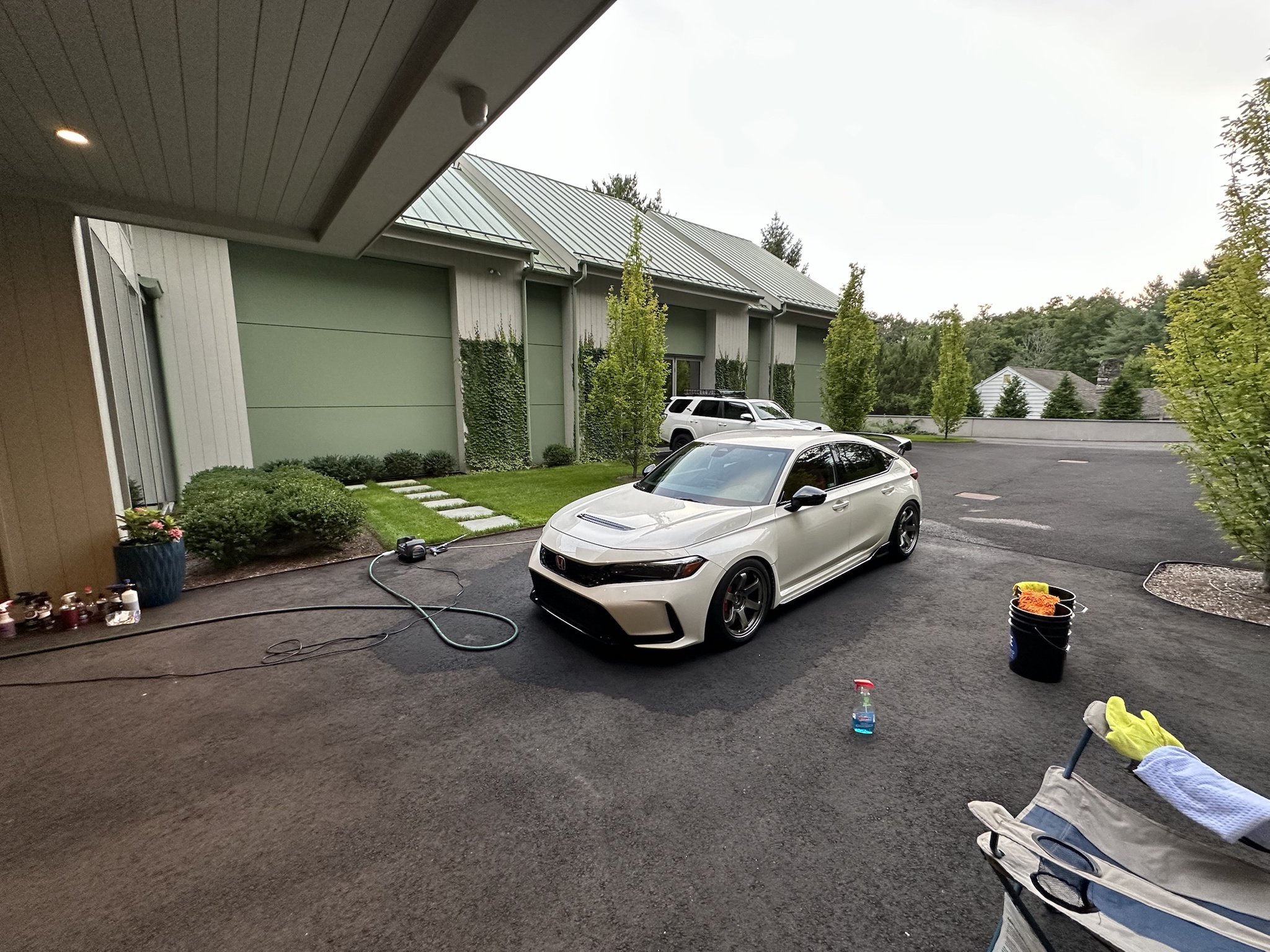 11th Gen Honda Civic Official CHAMPIONSHIP WHITE FL5 Type R Photos Thread 9tOIZDJ