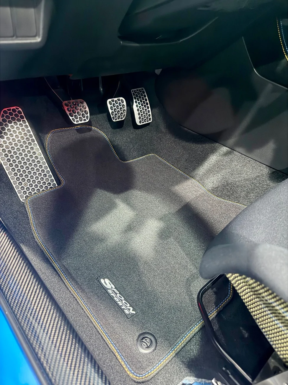 11th Gen Honda Civic Post your customized interior IMG_9724