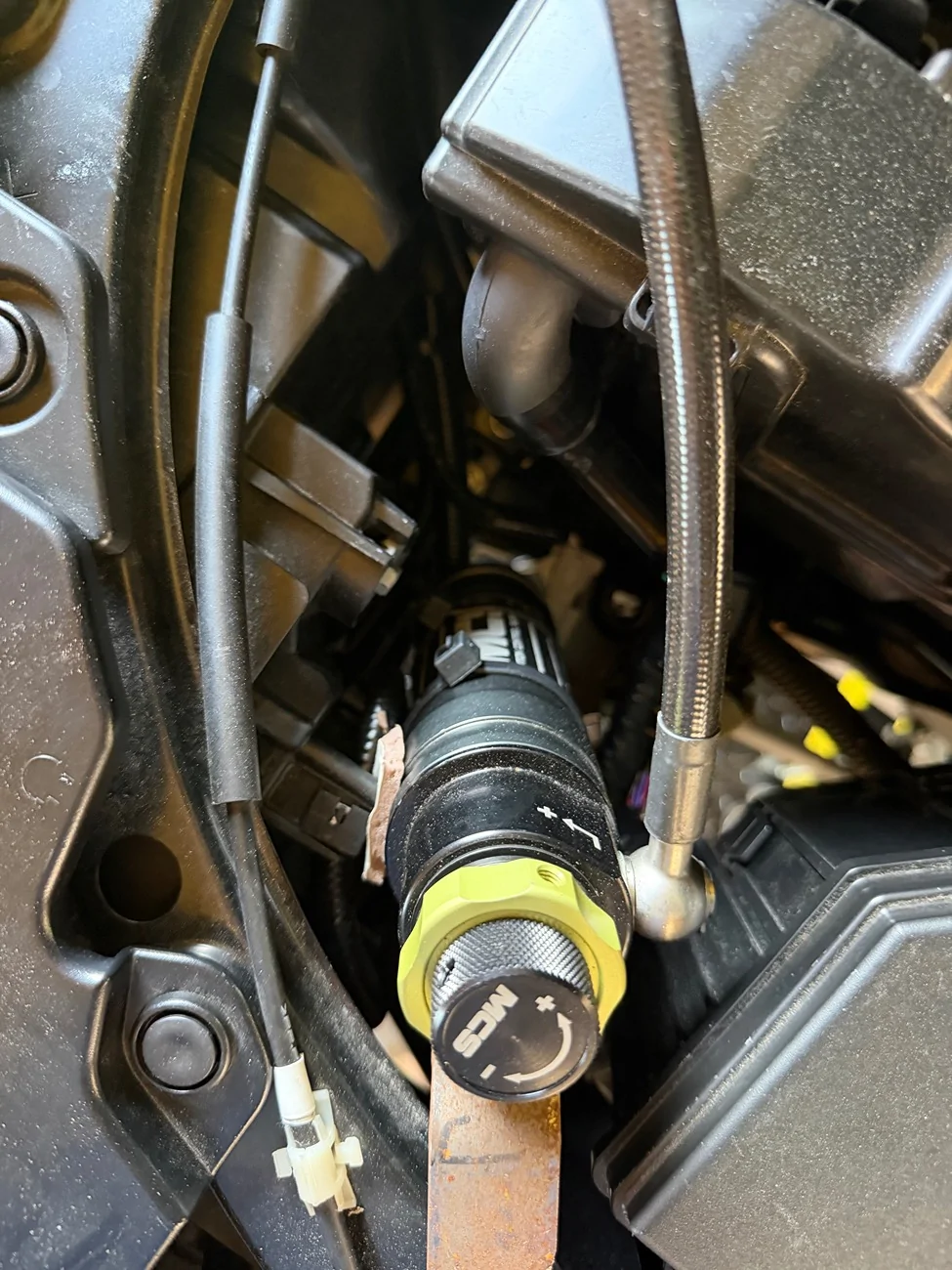 11th Gen Honda Civic Remote reservoir locations FL5 IMG_0218