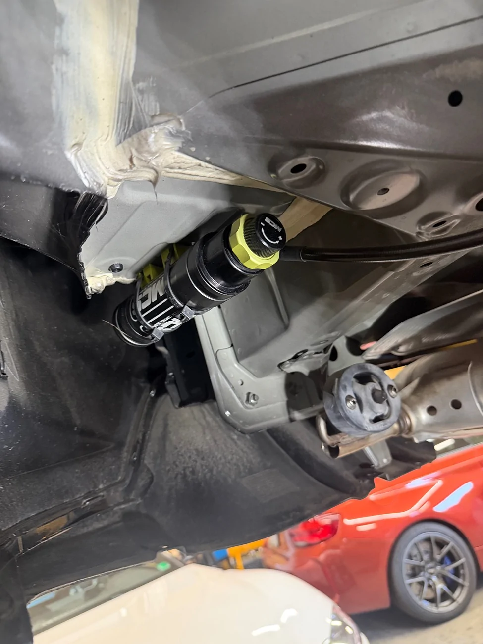 11th Gen Honda Civic Remote reservoir locations FL5 IMG_9618