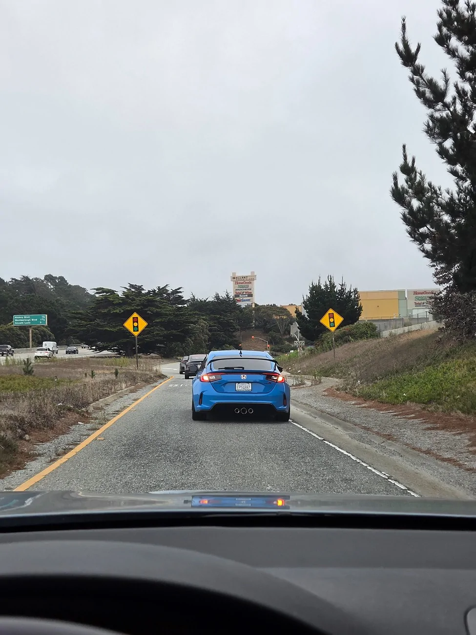 11th Gen Honda Civic Off 280 South SF. Are you here? Nice exhaust! 20260828_164624