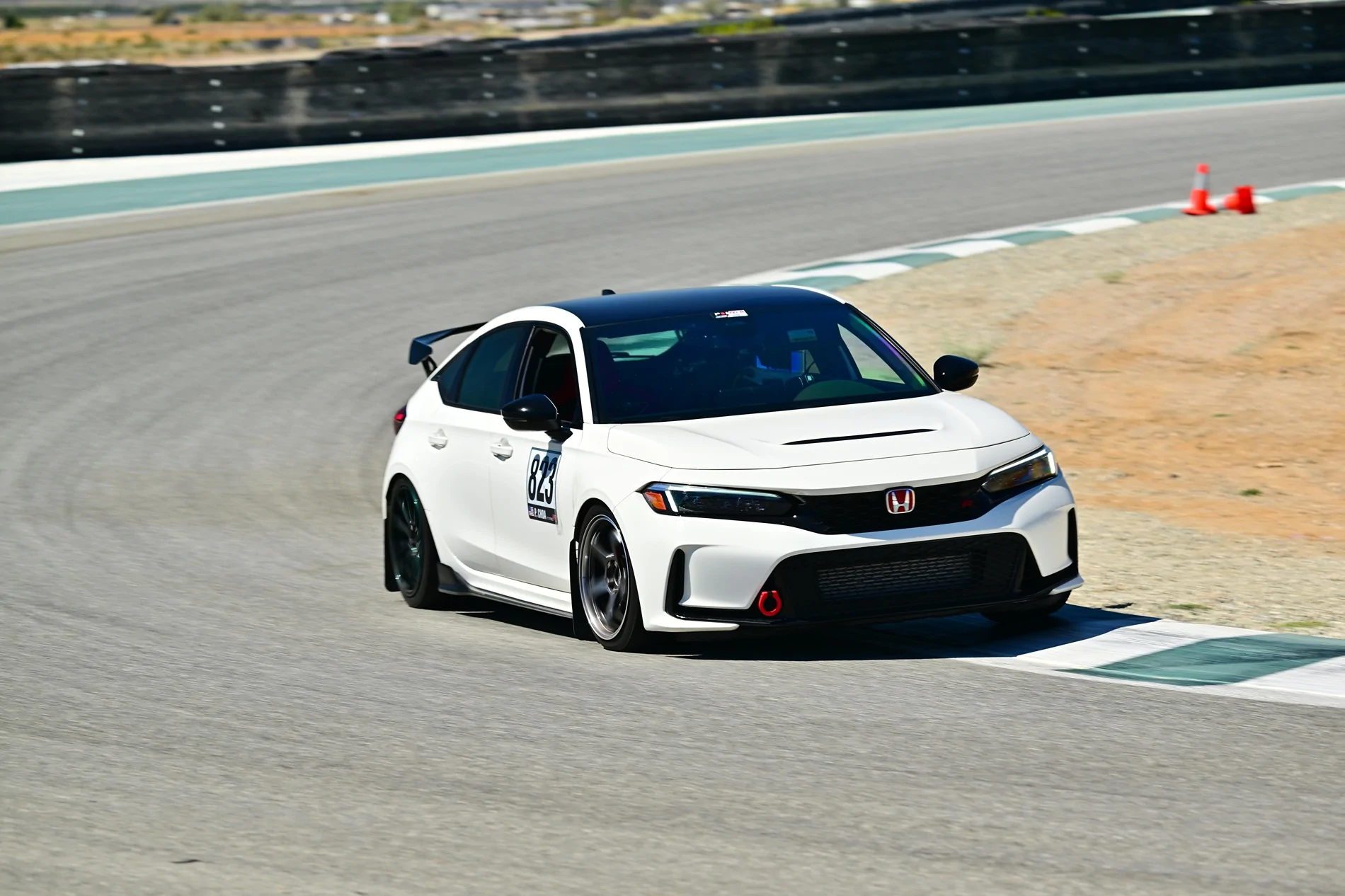 11th Gen Honda Civic Official CHAMPIONSHIP WHITE FL5 Type R Photos Thread CML_1308