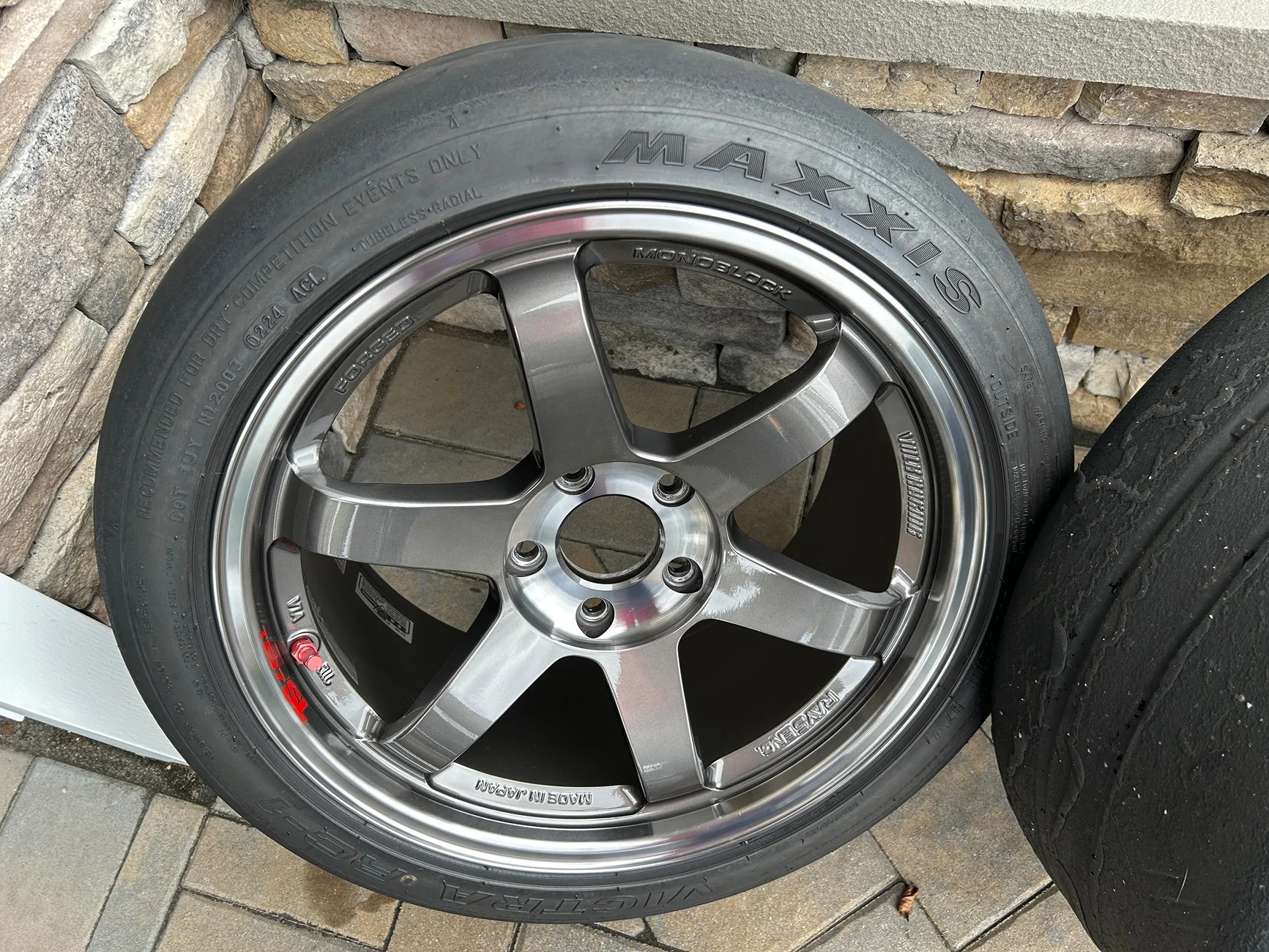 11th Gen Honda Civic Rays Volk TE37 SL 18x9.5 5x120 graphite wheels / Maxxis RC-1 tires / set of Bridgestone tires / lugs locks and centering rings - SOLD IMG_1817