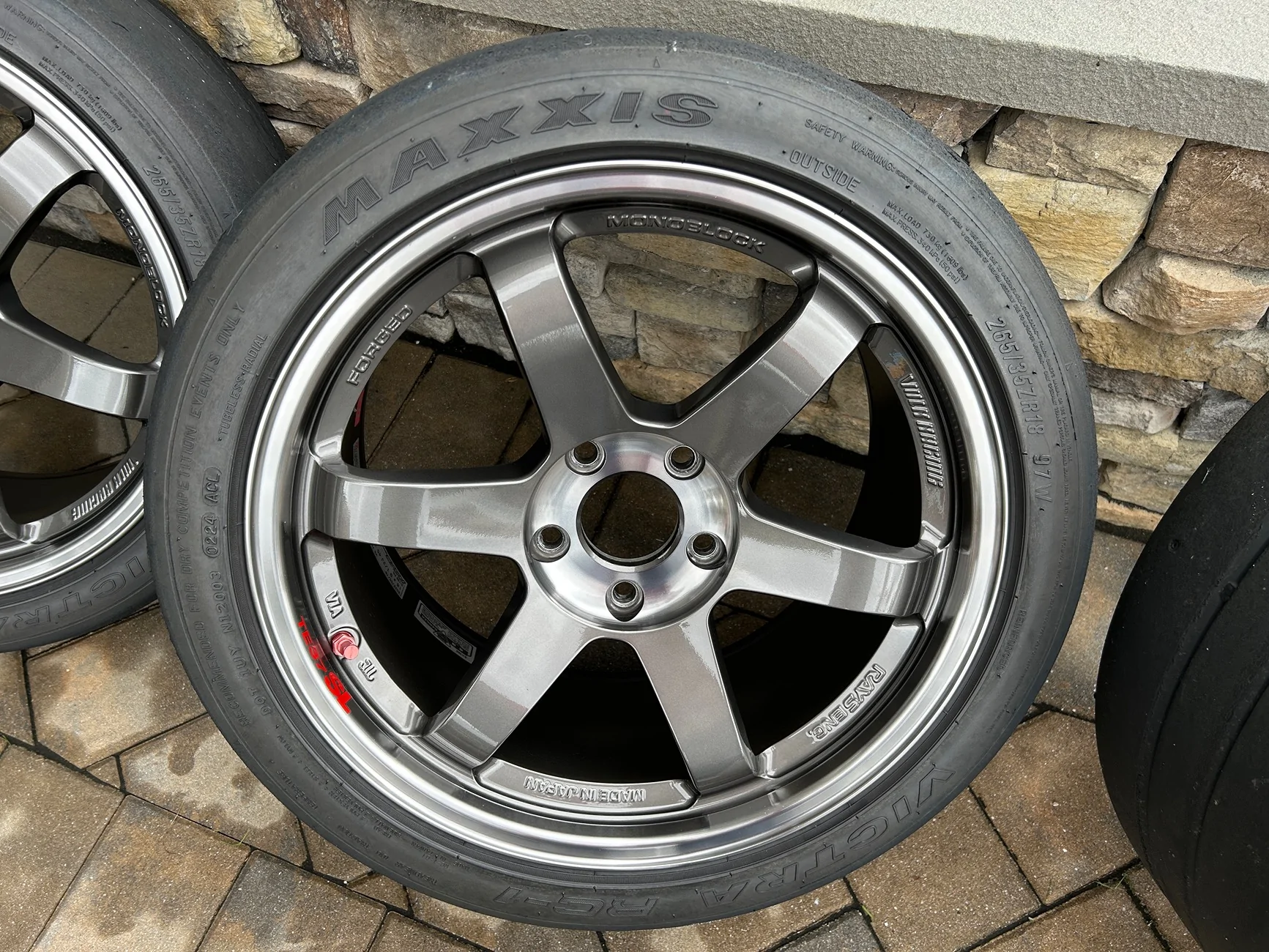 11th Gen Honda Civic Rays Volk TE37 SL 18x9.5 5x120 graphite wheels / Maxxis RC-1 tires / set of Bridgestone tires / lugs locks and centering rings - SOLD IMG_1815