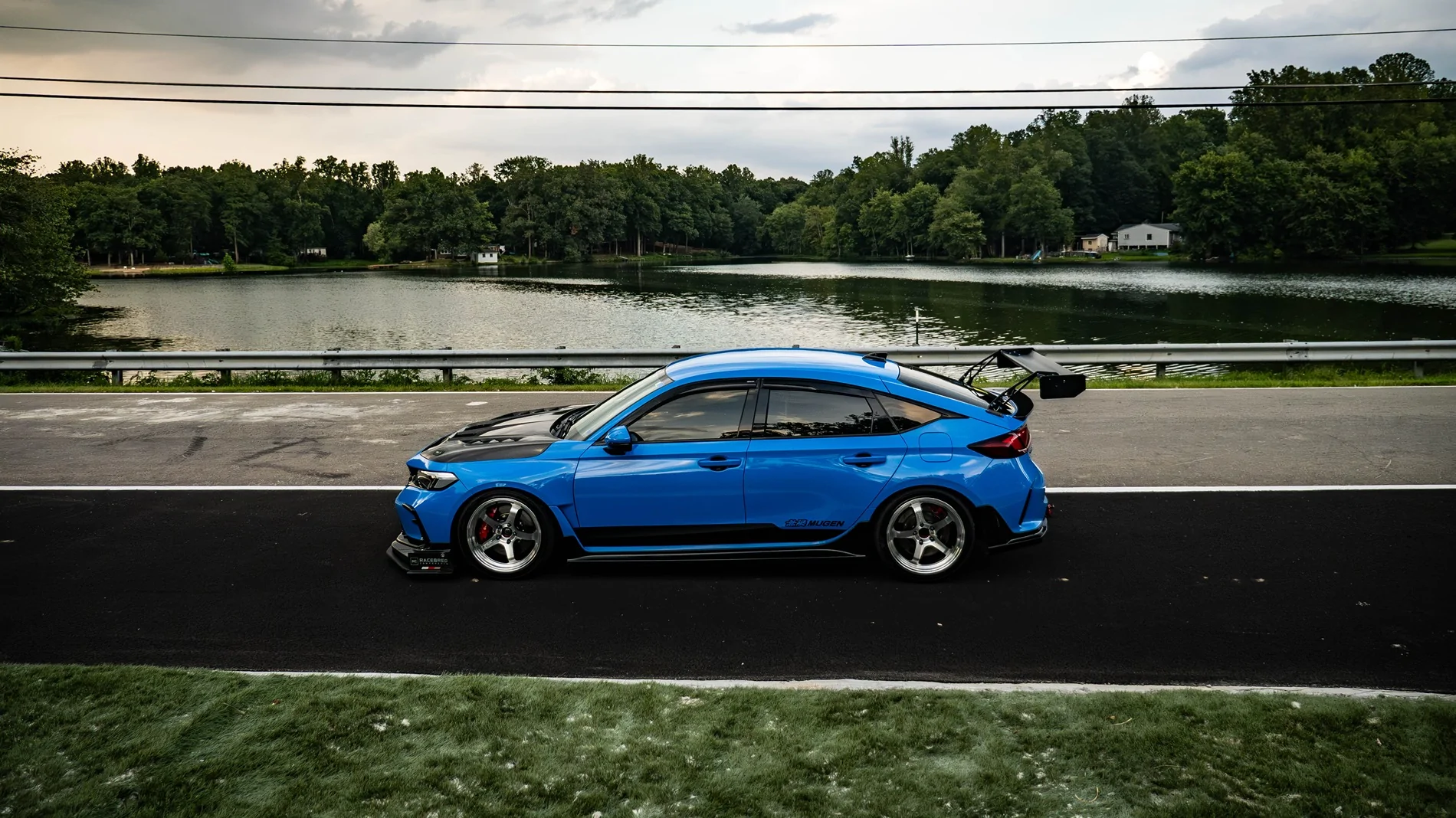 11th Gen Honda Civic Vtec87pr FL5 Mugen Boost Blue build page P1638061