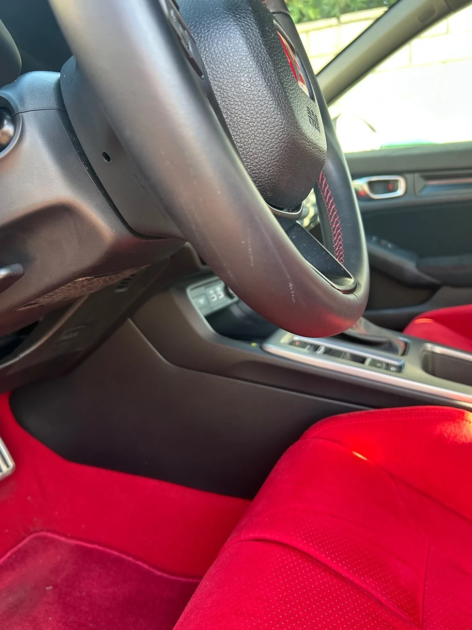 11th Gen Honda Civic Scratches on steering wheel IMG_1906