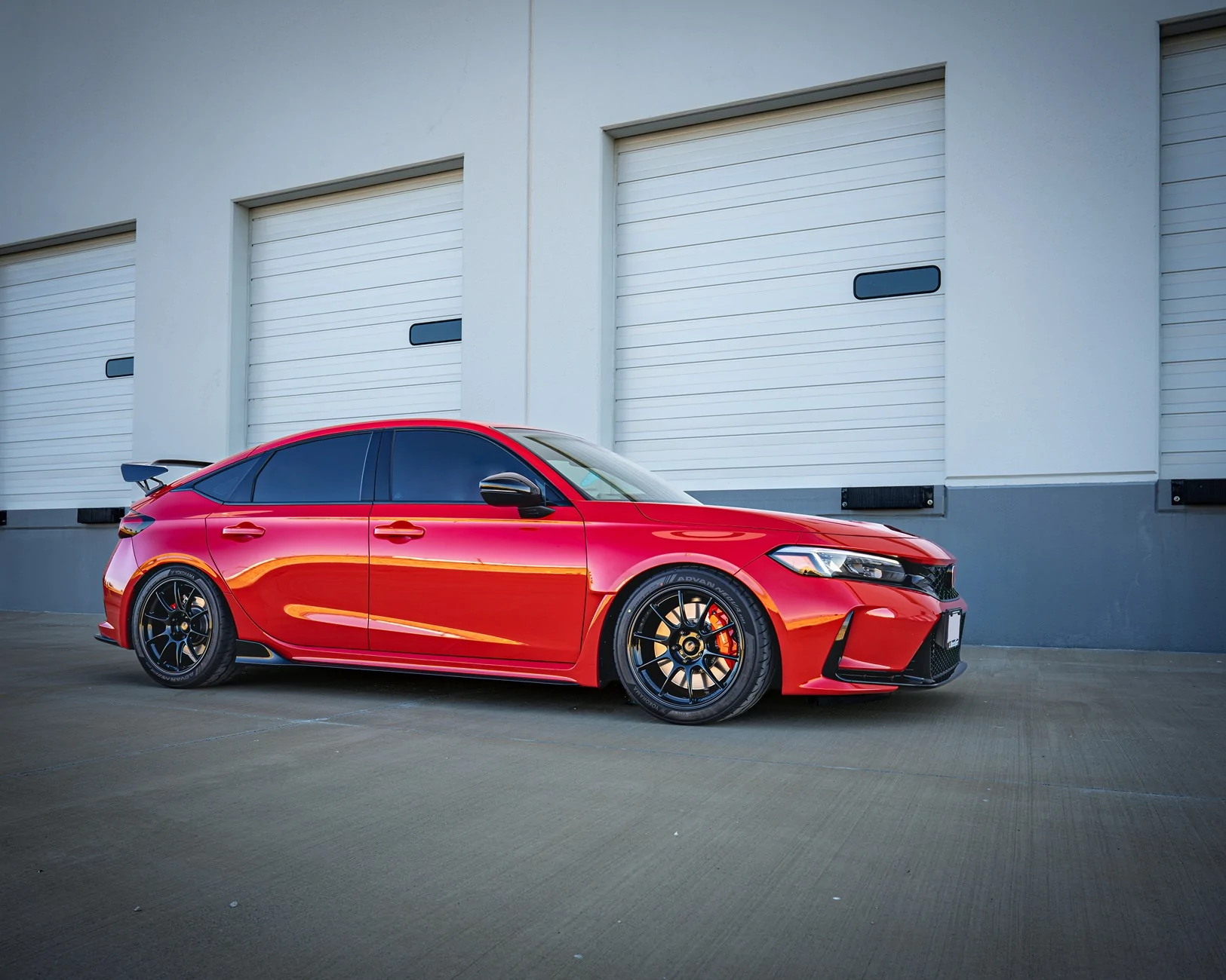 11th Gen Honda Civic Official RALLYE RED FL5 Type R Photos Thread TC105X Custom Black-2