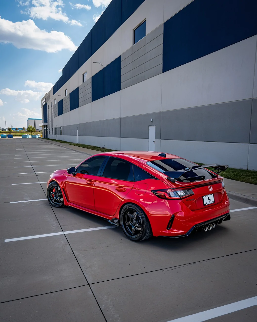11th Gen Honda Civic Official RALLYE RED FL5 Type R Photos Thread RN05M-2