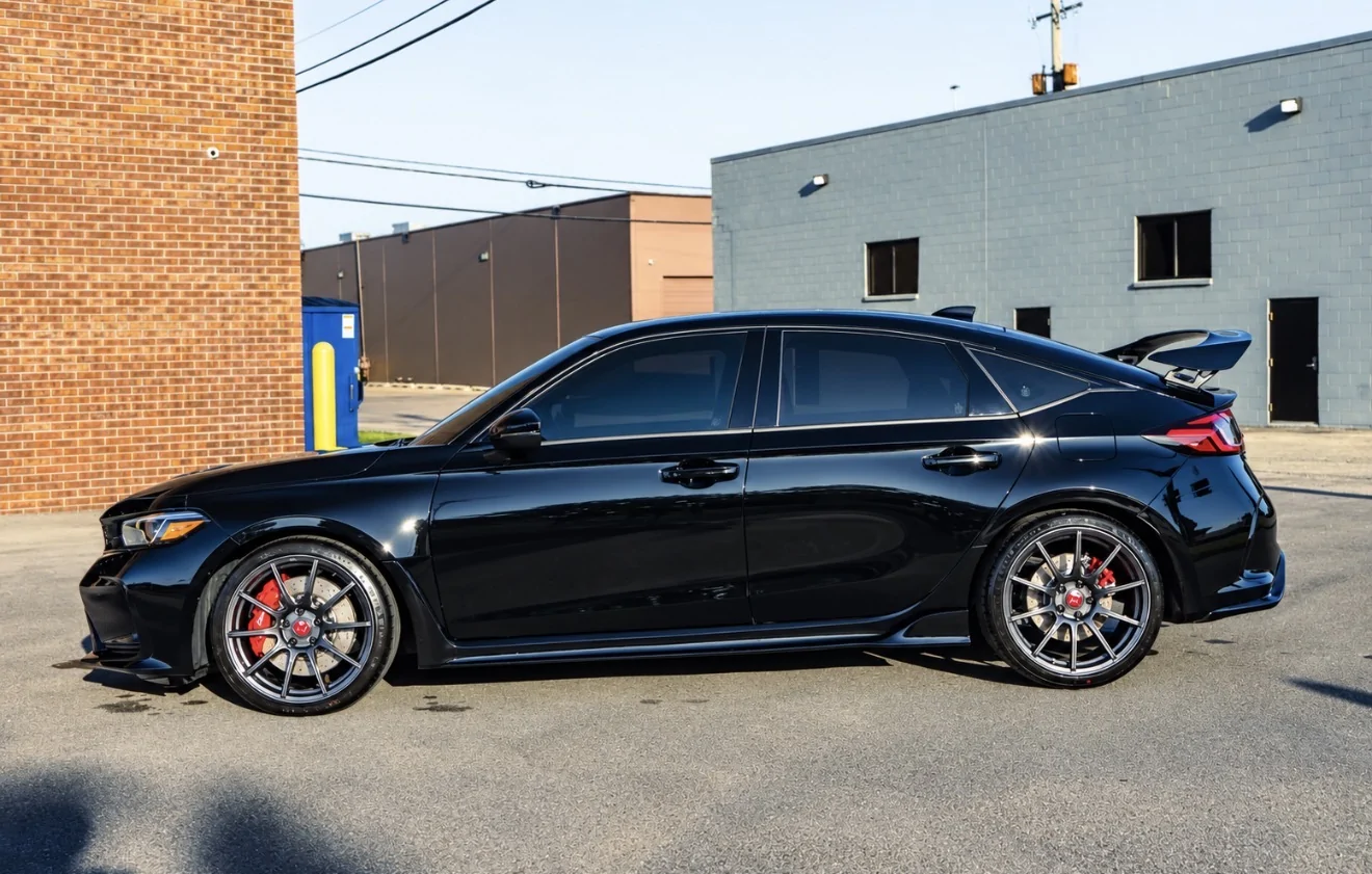 11th Gen Honda Civic 2025 Civic Type R for Sale (1700 miles) IMG_2151
