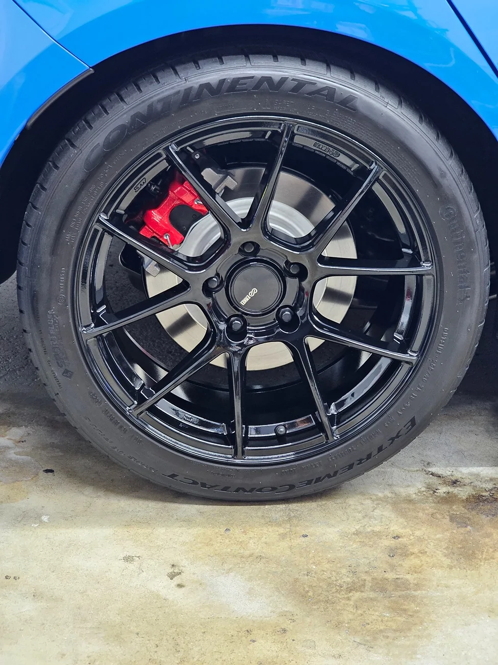 11th Gen Honda Civic 18x8.5 Enkei TS-V + 255/40 DWS06+ 20261011_173650