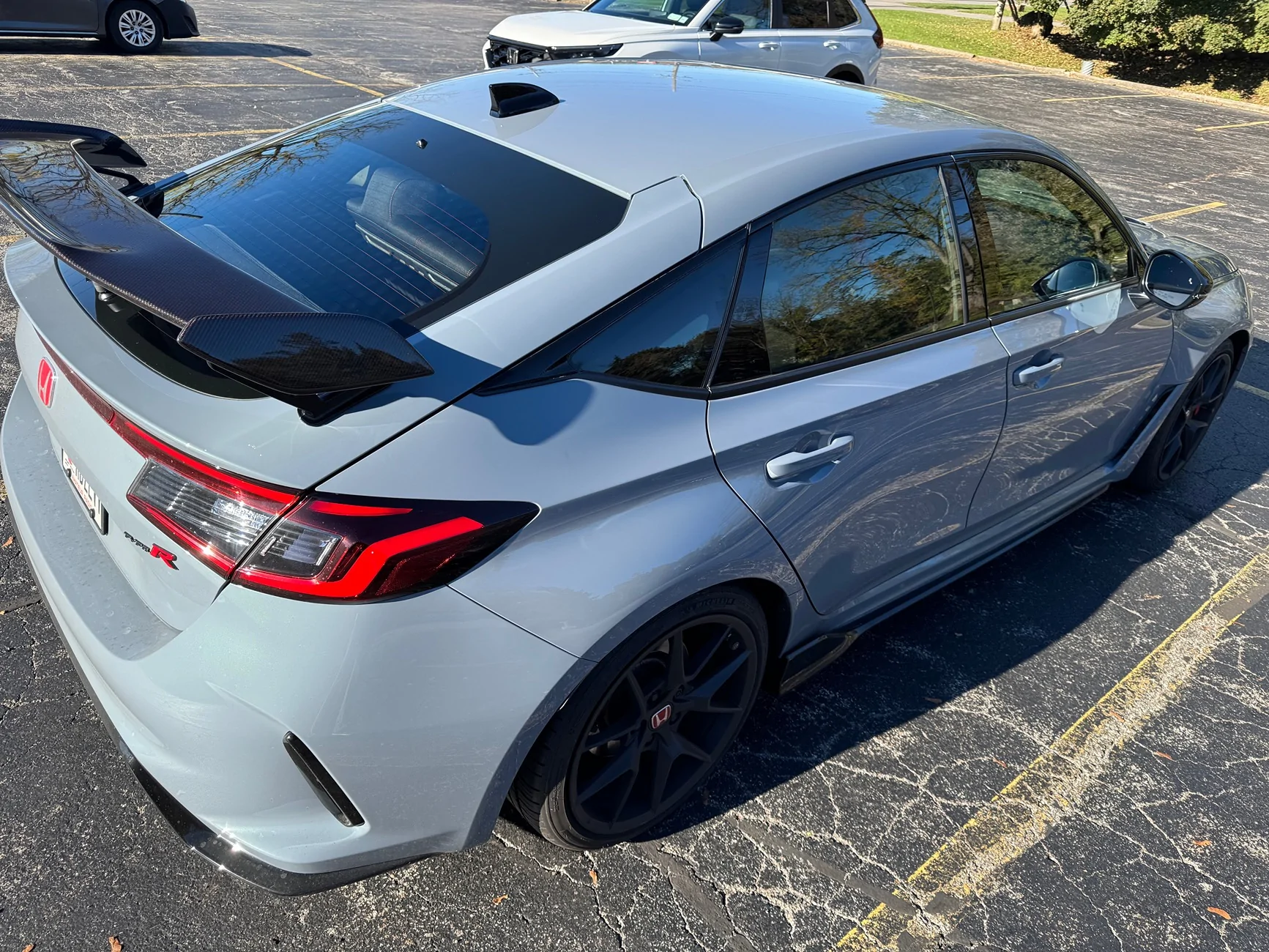 11th Gen Honda Civic Build quality issues with OEM carbon fiber spoiler IMG_4414