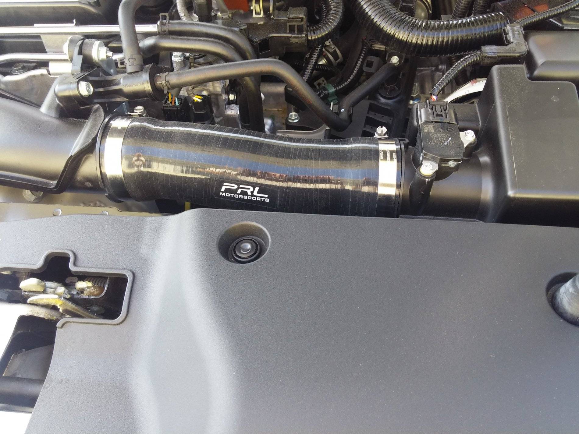 11th Gen Honda Civic PRL Motorsports Stock Replacement Air Filter and Silicone Intake Hose 20170611_164031