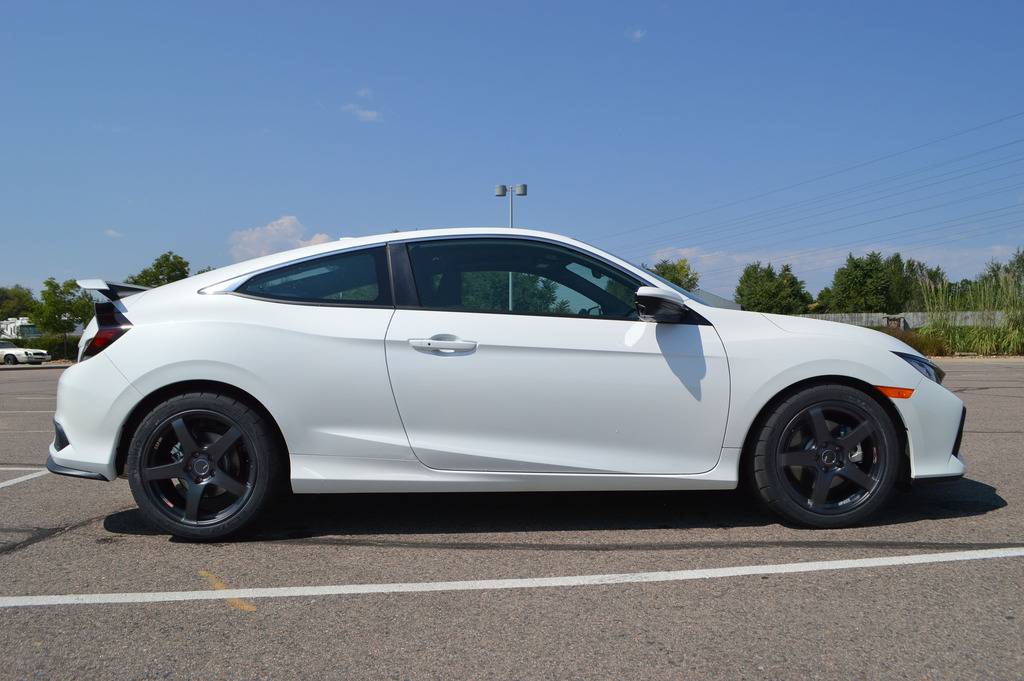 Honda%20Civic%20Si%202017%20SSR%20Wheels%20and%20Kumho%20Tires%204%20-%20edited_zpsl0rbcuis.jpg