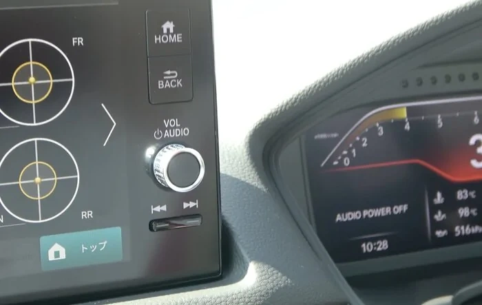 Acceleration sounds (interior) of the FL5 Type R, with no commentary.