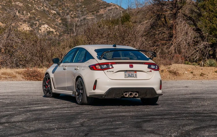 Honda Civic Type R: Motor Authority Best Car to Buy 2023